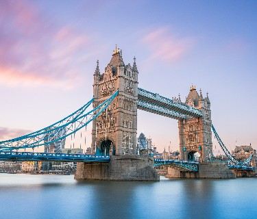 Tower Bridge by Train: Everything You Need to Know