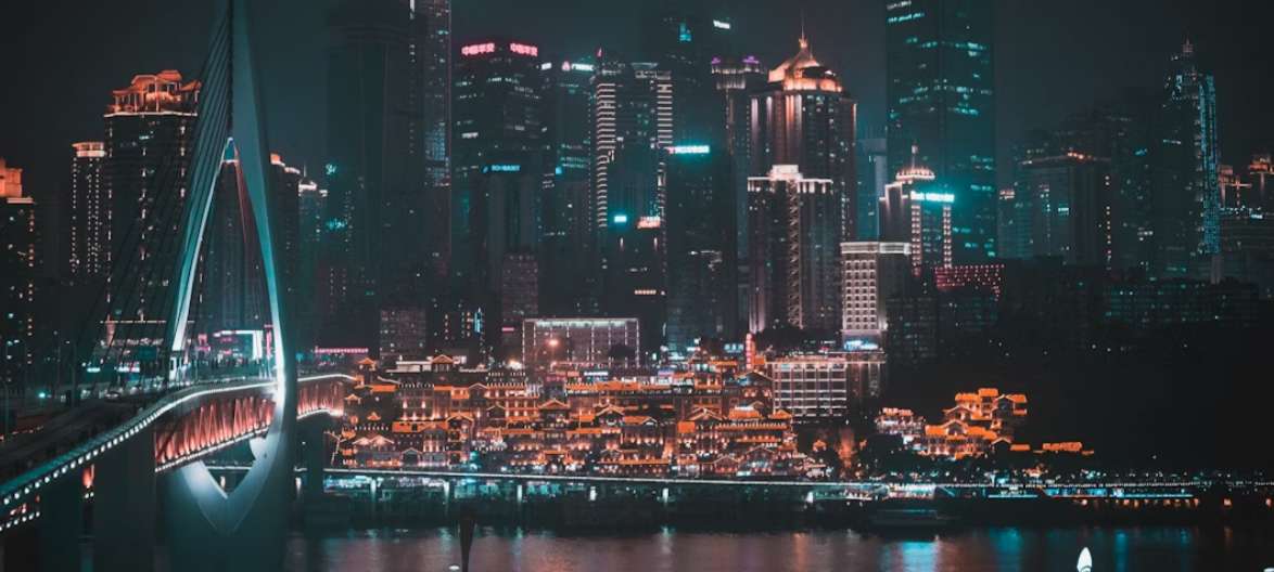 Best Districts to Stay in Chongqing | Hongya Cave