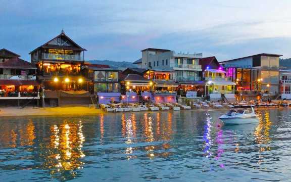 Fisherman’s Village