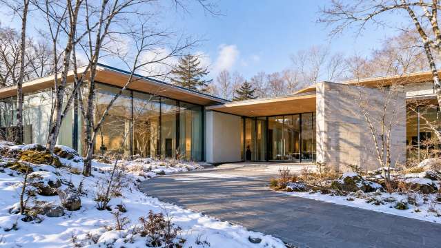 9.軽井沢安東美術館で藤田嗣治の作品を鑑賞する