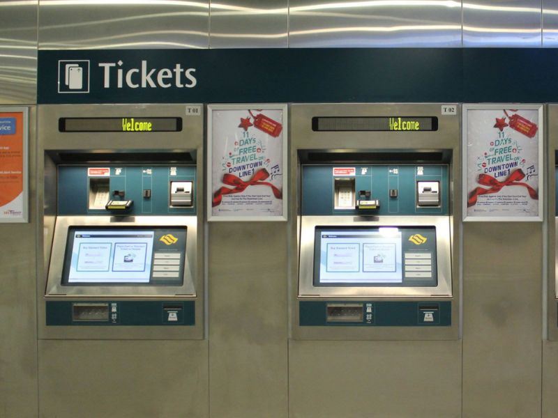 Singapore MRT Ticket Counter