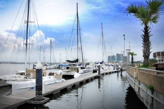 Puteri Harbour