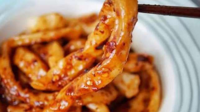 Things to do in Chengdu | Sweet Water Noodles 