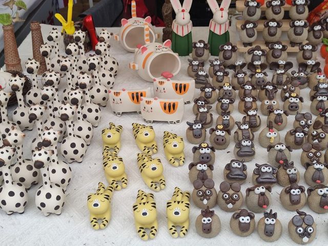 Local Pottery from Jingdezhen