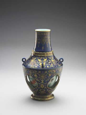 Clair-de-Lune Glazed Gilt Fish Revolving Vase