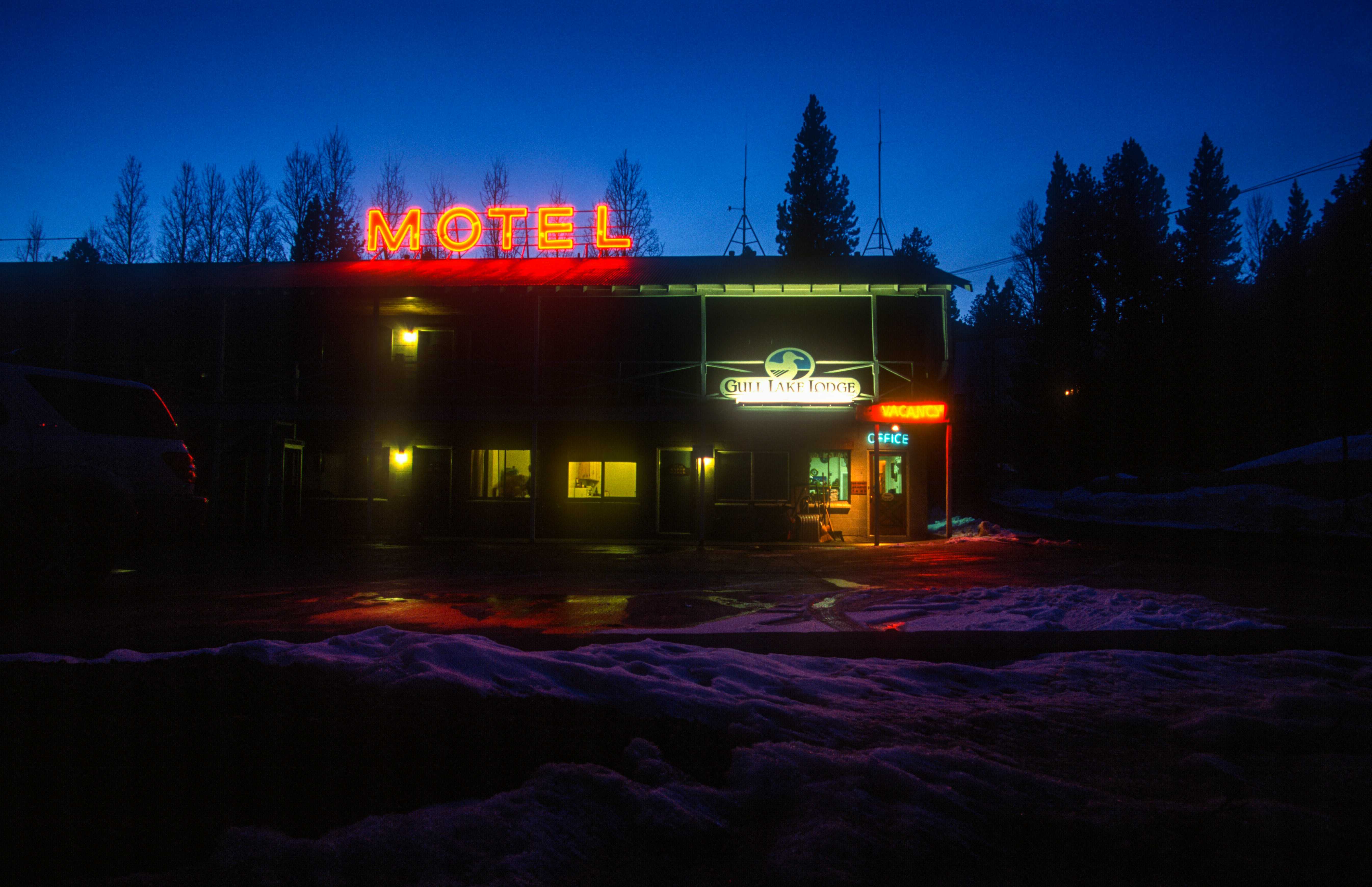 Motel vs Hotel – Where Do Inns Fit in and What's the Price Difference?