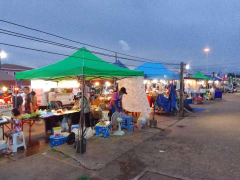 ตลาดหน้าค่ายกฤษณ์สีวะรา