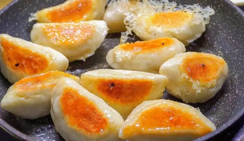 煎包（ジィェンバオ）