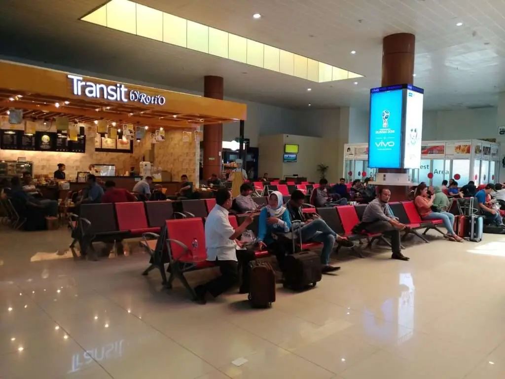 Sultan Syarif Kasim II Airport Lounges