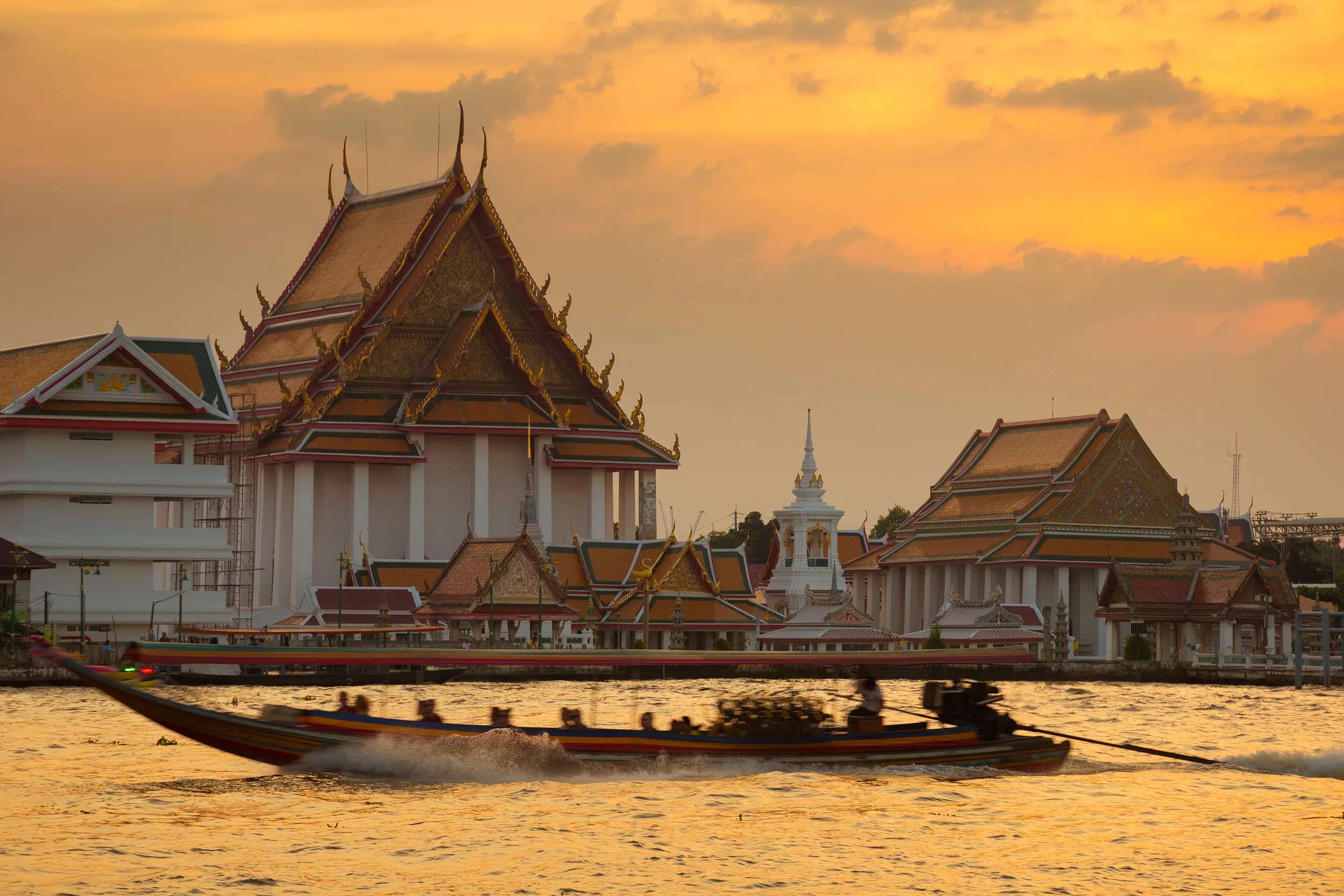 Riverside: Ruhiges Urlaubsgebiet am Chao-Phraya-Fluss