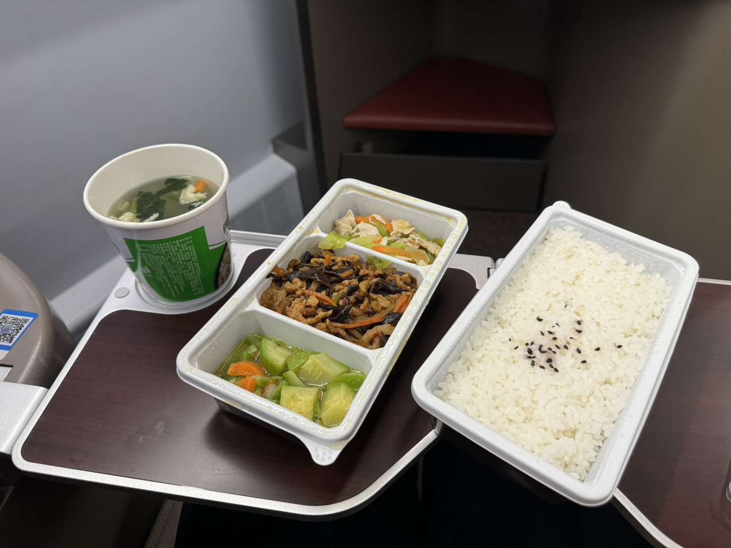 大陸高鐵商務艙餐點
