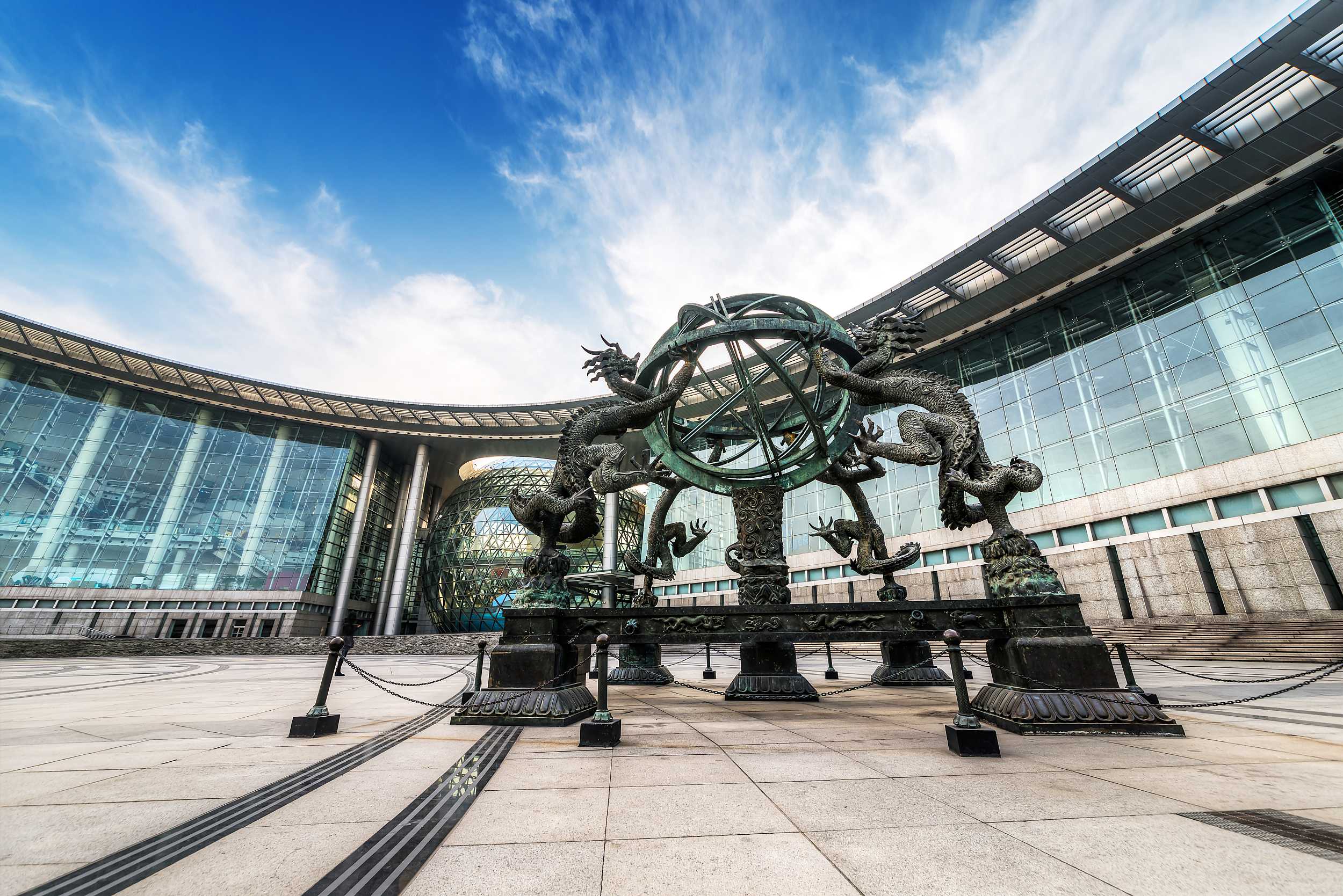 พิพิธภัณฑ์วิทยาศาสตร์และเทคโนโลยีเซี่ยงไฮ้ (Shanghai Science & Technology Museum)