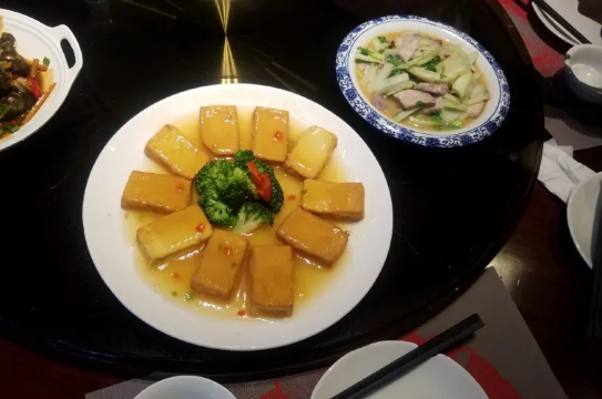 JINLONGZHAI