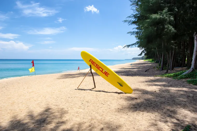mai khao beach