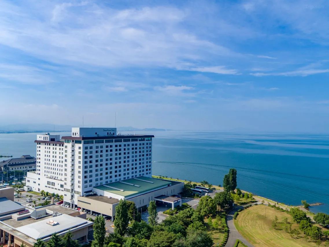 2. グランドメルキュール琵琶湖リゾート&スパ