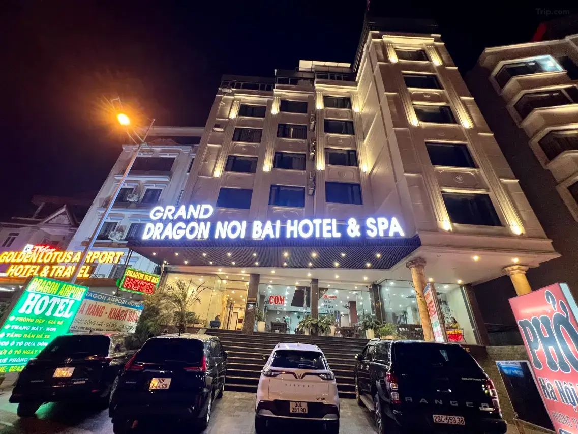 1.Grand Dragon Noi Bai Hotel