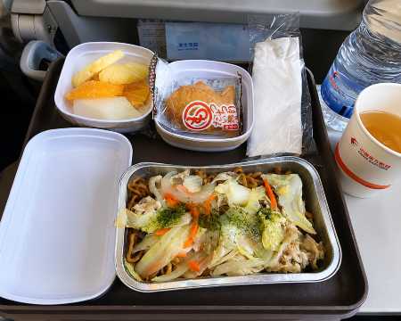 中国東方航空のビジネスクラス機内食｜提供の流れとおすすめメニュー