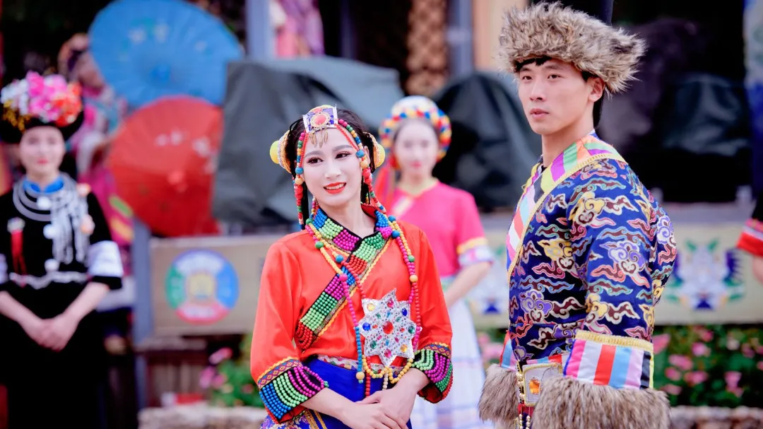 10. Enjoy a Traditional Naxi Music Performance
