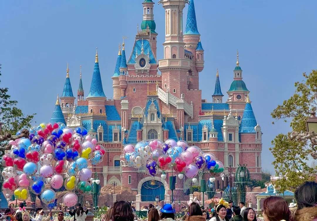 2026年の上海ディズニーは10周年だけの特別な魔法を楽しめる