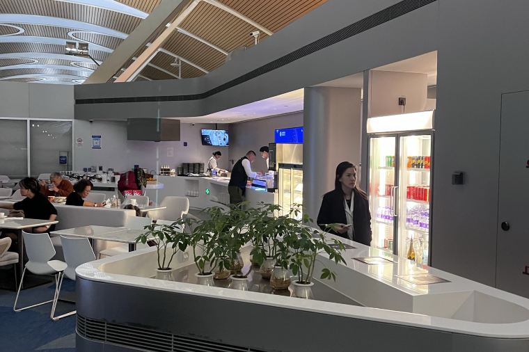 第2ターミナル国際線「First Class Lounge」