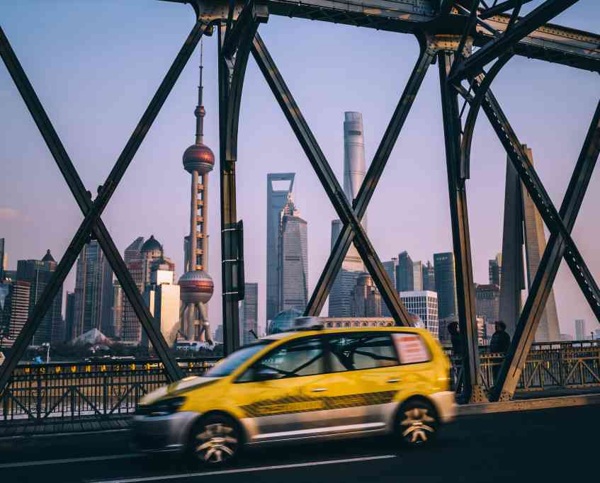 How to Call a Taxi From Major Chinese Airports Without a Local SIM