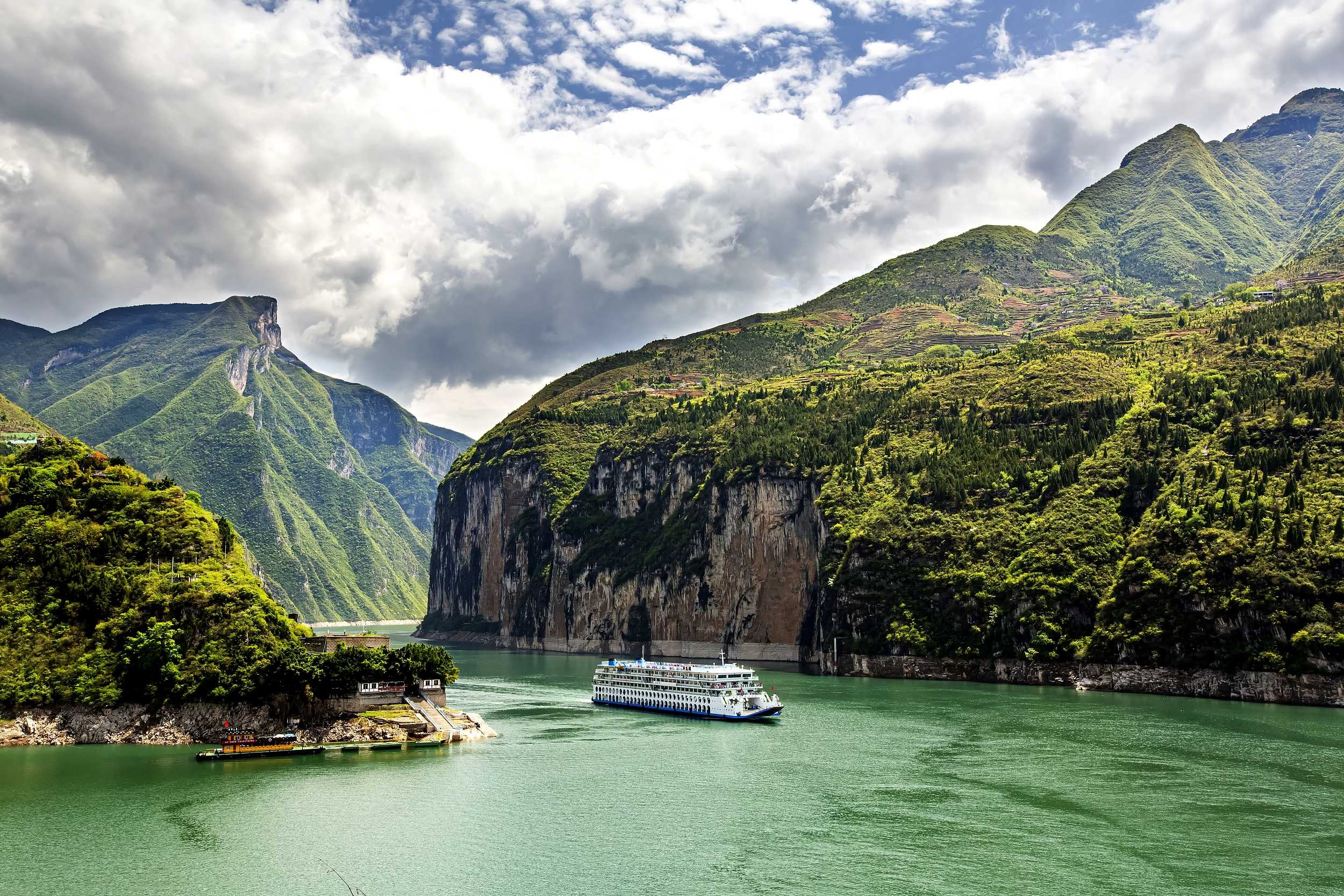 Three Gorges of Yangtze River in Chongqing