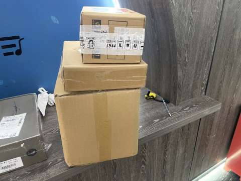 Do all hotels in mainland China accept package deliveries?
