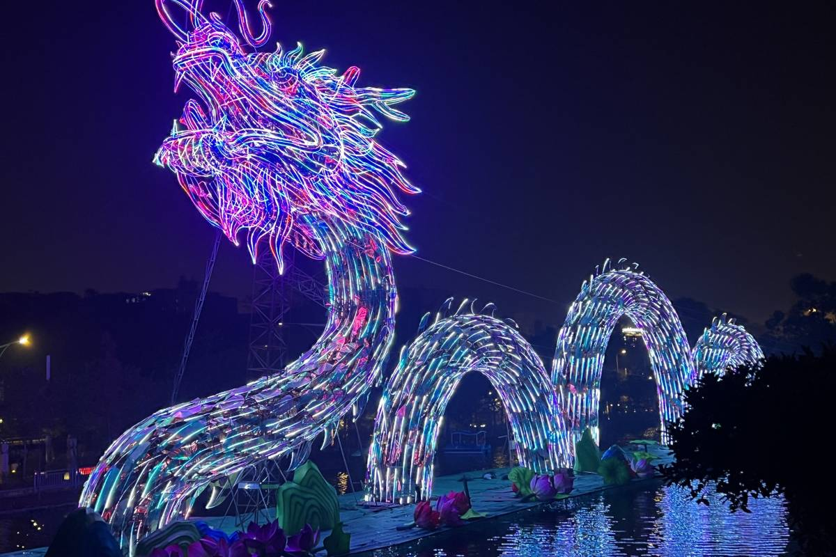 8. Celebrate the Lantern Festival at Yuexiu Park