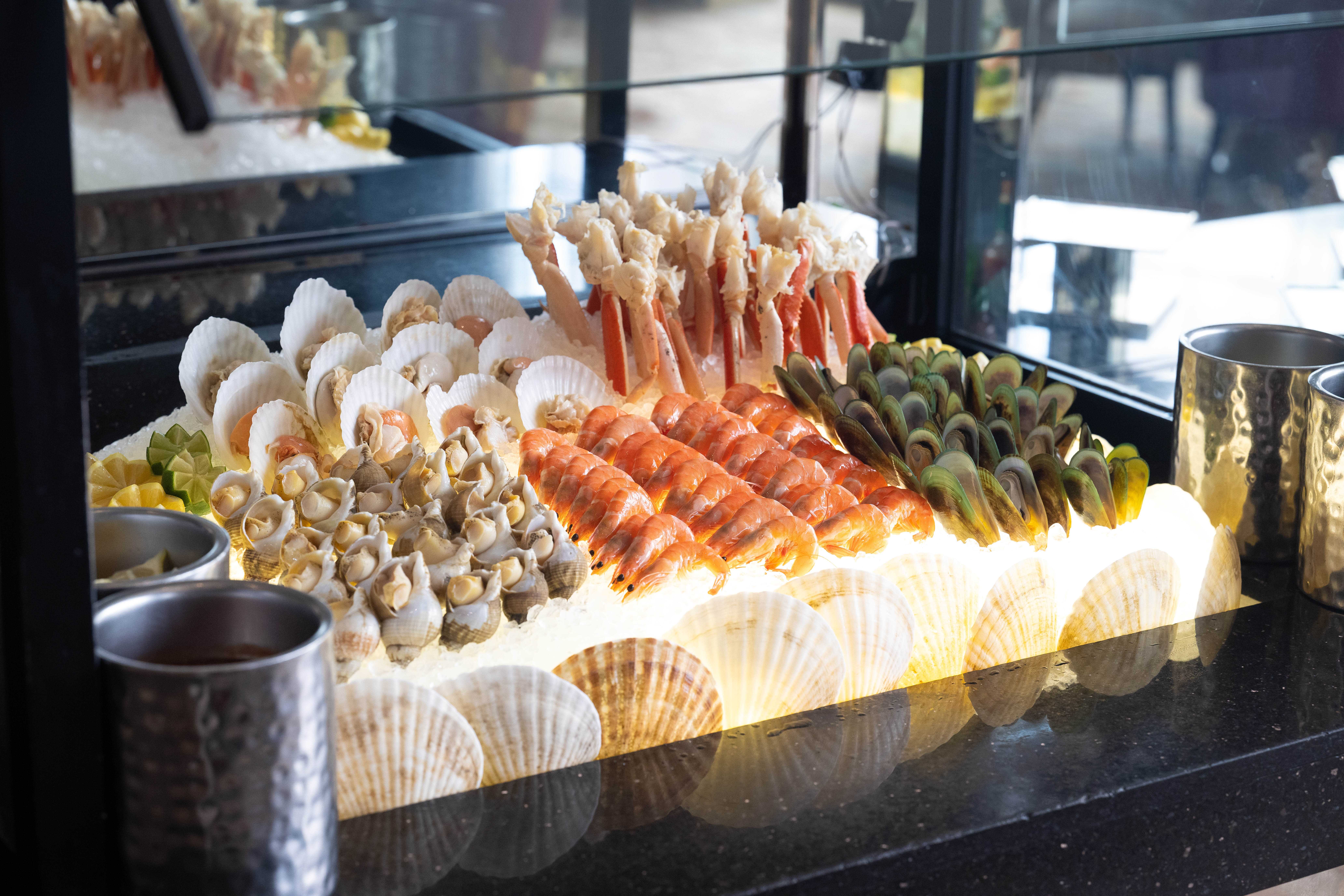 Best Buffet Hong Kong | Tiffin at Grand Hyatt Hong Kong