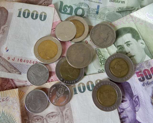 現地の物価とチップ文化【2025年最新版】