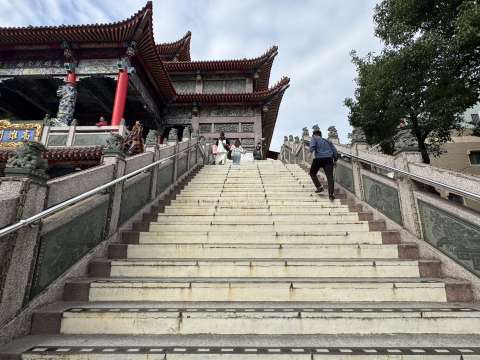 高雄關帝廟參拜流程