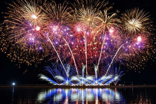 When Is the New Year Countdown in the Philippines 2027?
