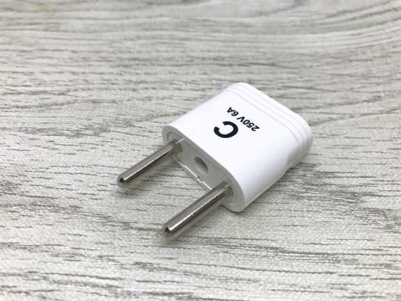 シンガポールの電圧は230V・周波数は50Hz