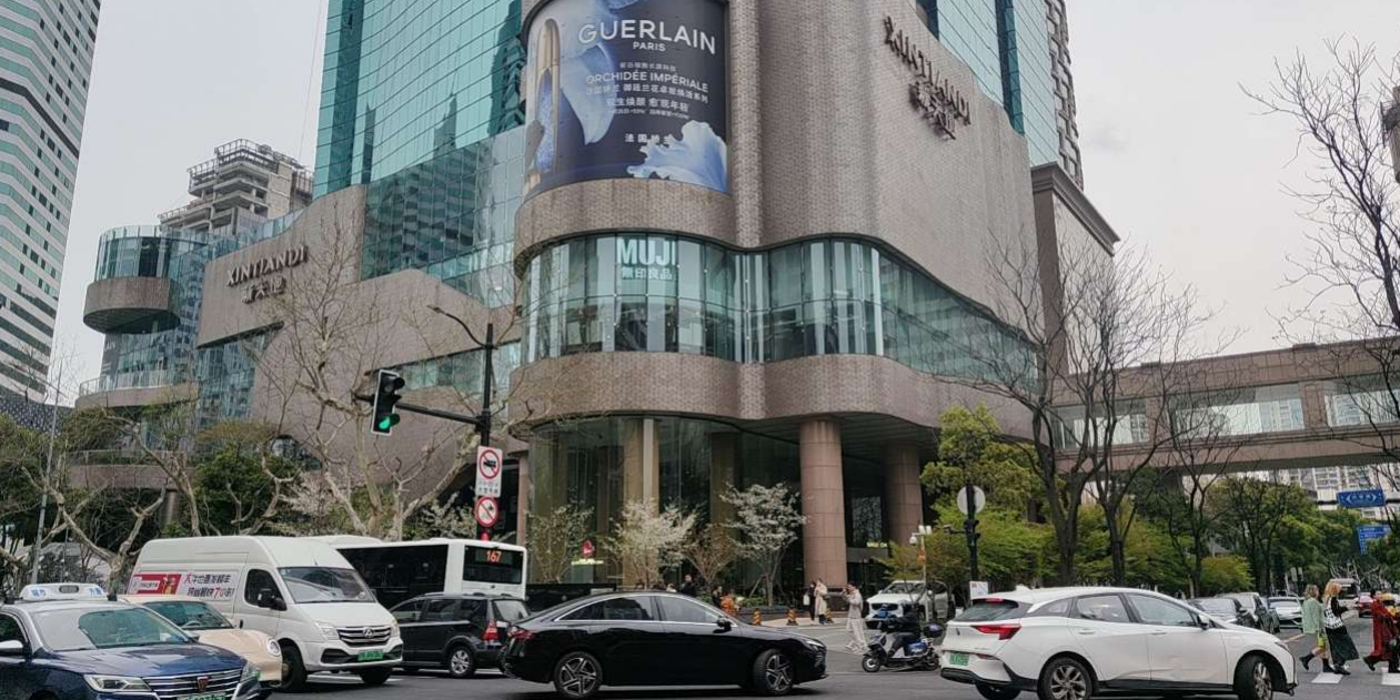 Where to Shop in Shanghai? Best Malls for Everyone