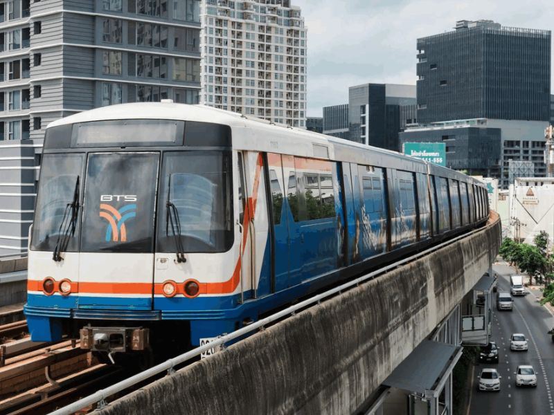  Skytrain Bangkok