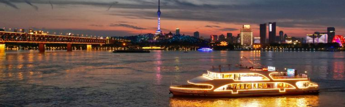 Wuhan Travel Guide: Where to Stay, What to Do & Transport Tips