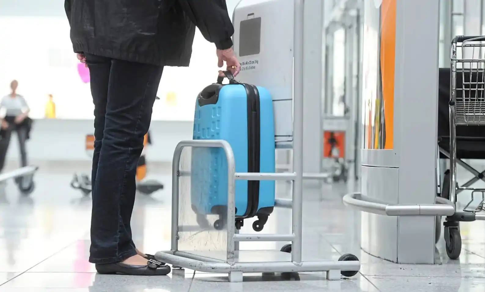 Automated Baggage Sizers & Oversized Carry-On Consequences