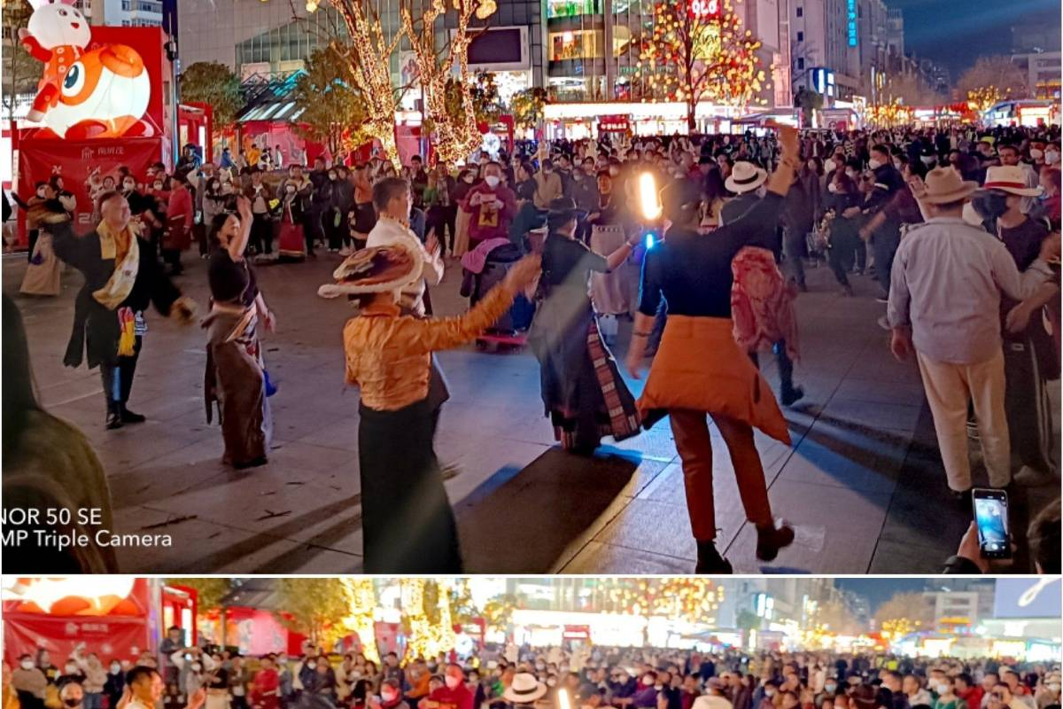 6. Experience the Bustling Atmosphere of Nanping Street