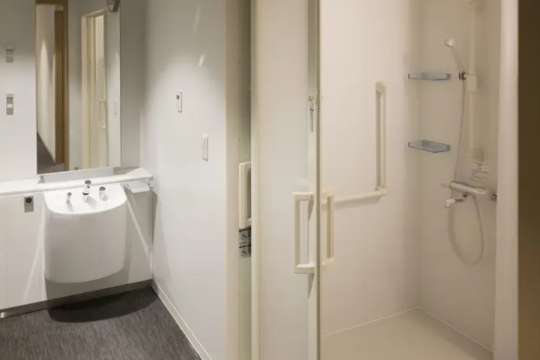 Narita Airport Shower Room