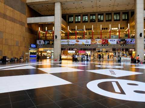 Station Food Floors