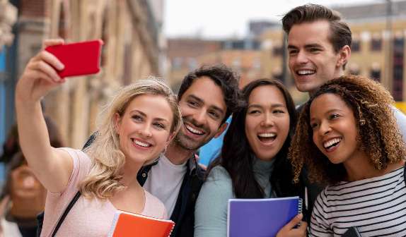 The 16 – 17 Saver Railcard allows teenagers to enjoy 50% off train tickets