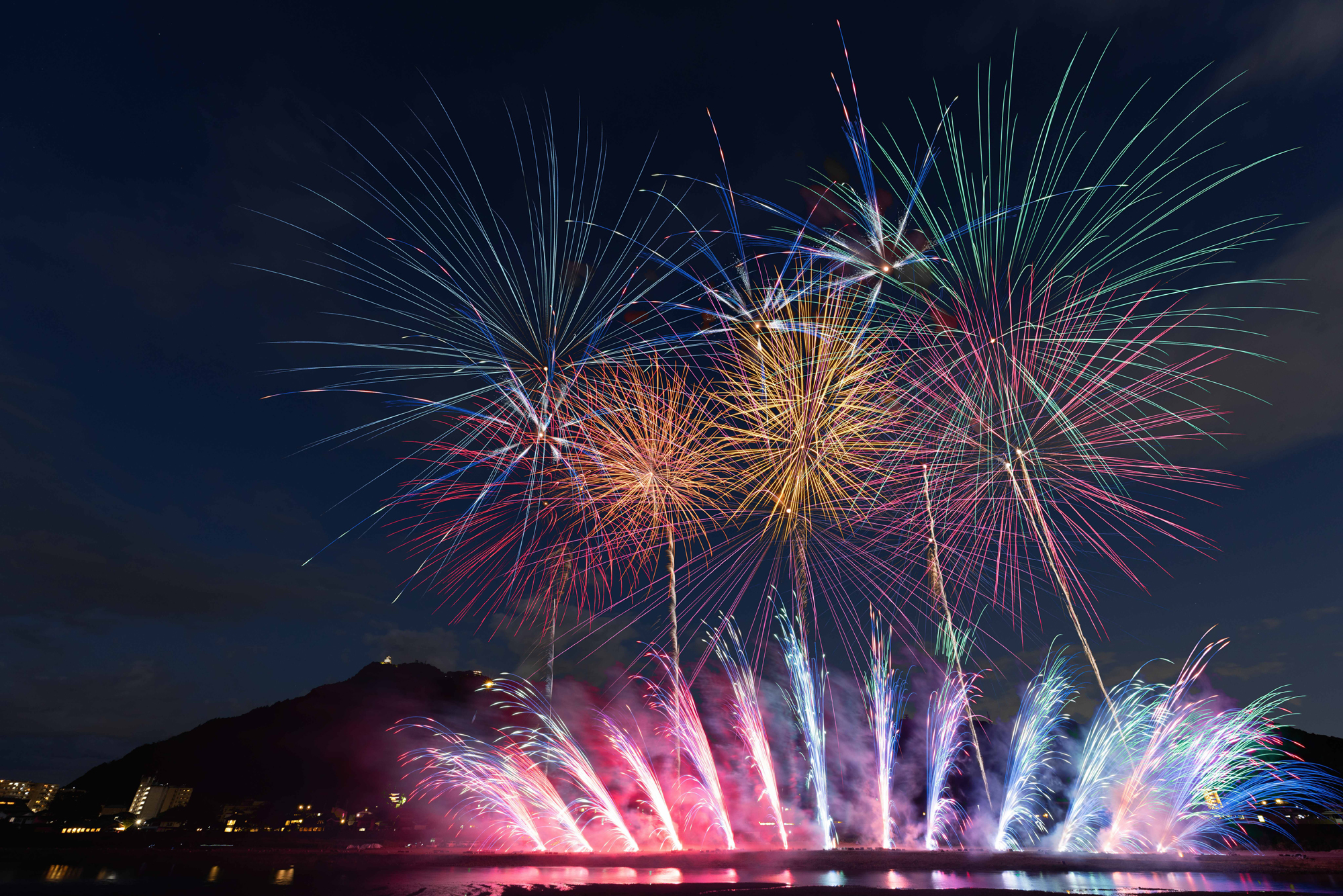 ぎふ長良川花火大会（岐阜県）