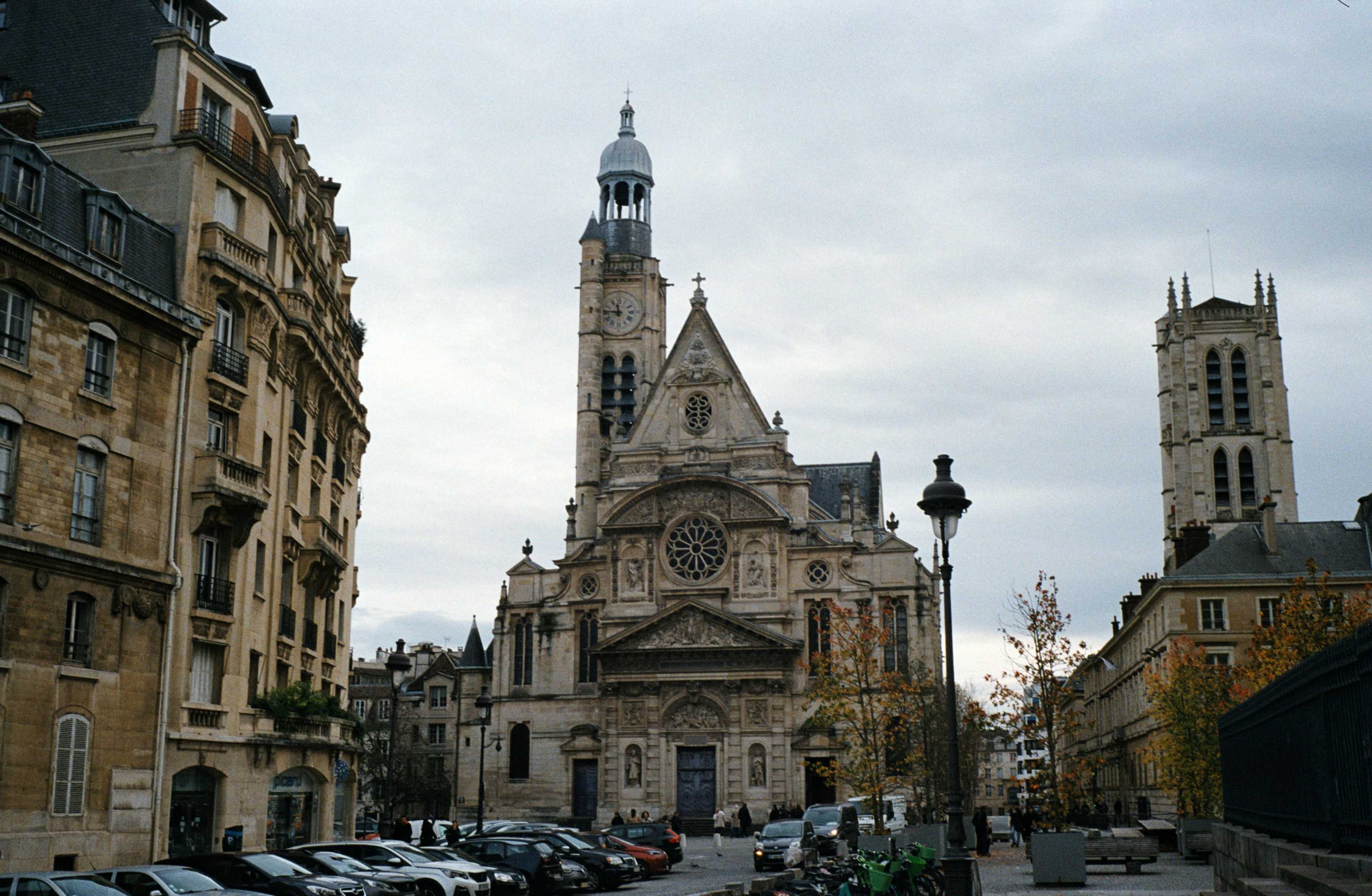 Пасха во Франции