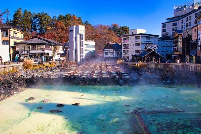 草津温泉の紅葉と絶景の魅力