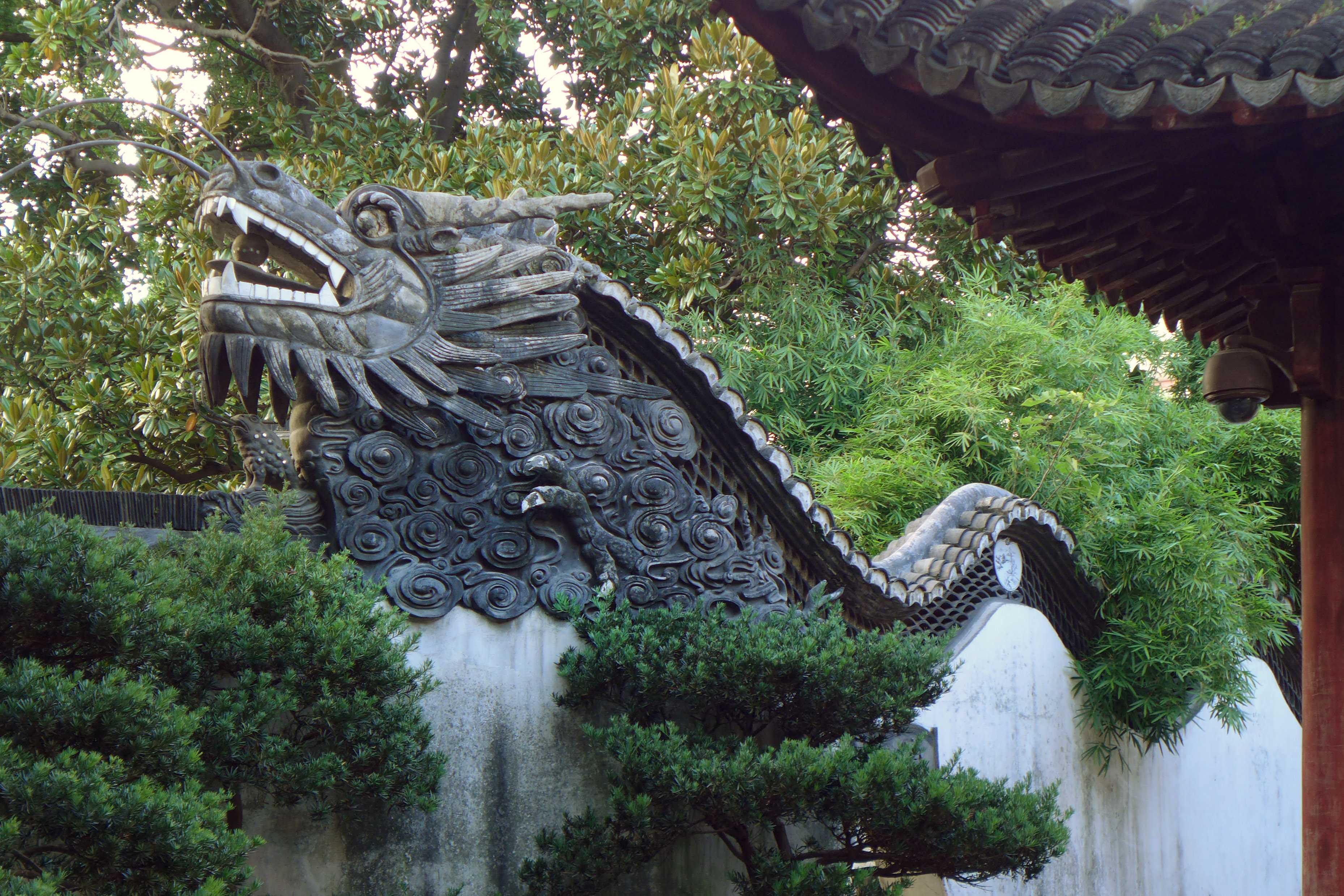 Yu Garden Tickets | The impressive Dragon Wall