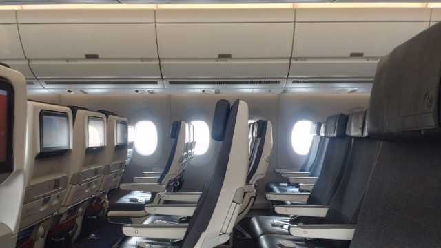 ブリティッシュ・エアウェイズのWorld Traveller Plusの手荷物・空港サービス