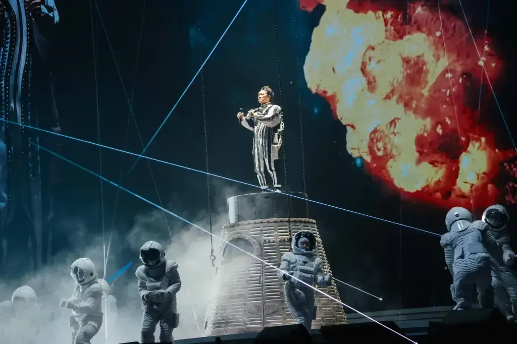 2025陳奕迅雪梨演唱會《FEAR and DREAMS》