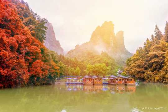 Baofeng Lake