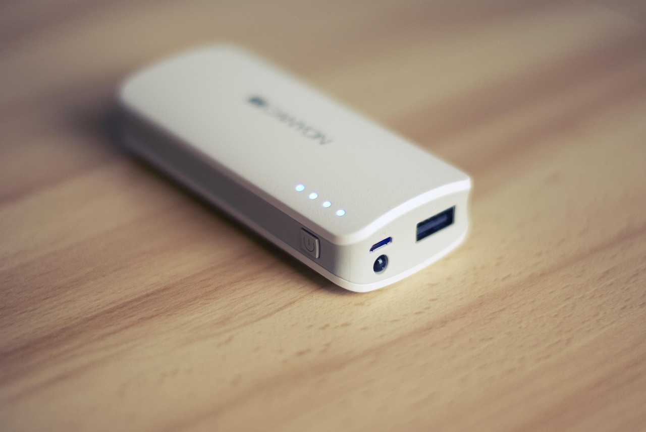 Wie berechnet man die Kapazität einer Powerbank (mAh in Wh umrechnen)?