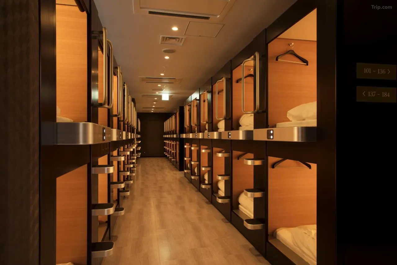 TUBE Sq（チュウブ・スクウェア）